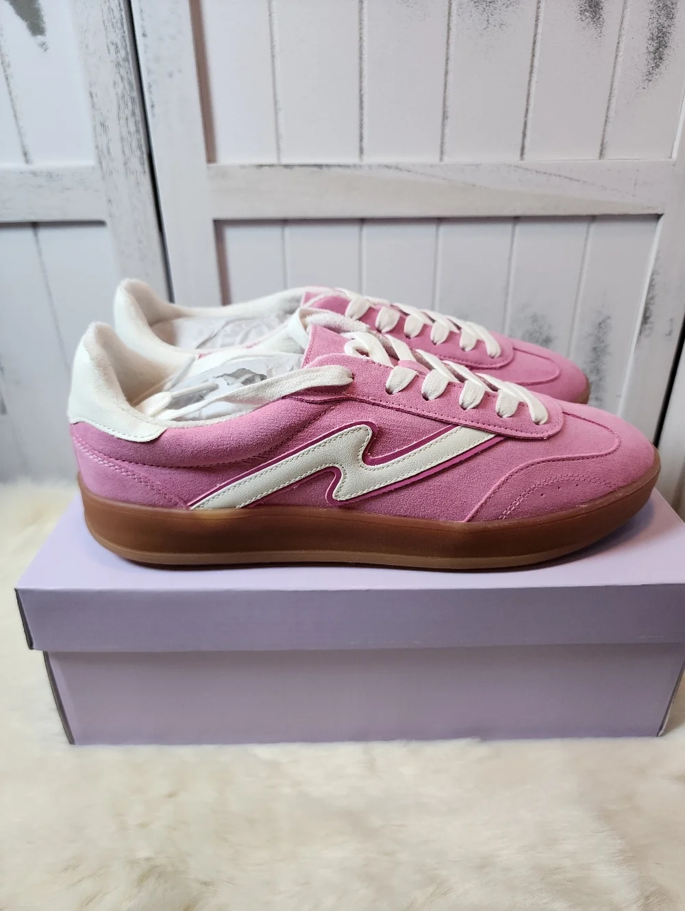 Madden Girl Giia Sneakers